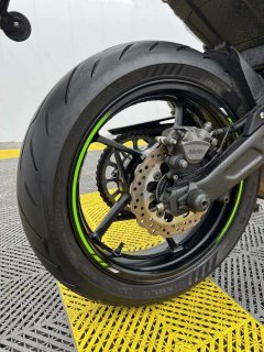 Kawasaki Ninja 650 - photo 11
