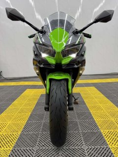 Kawasaki Ninja 650 - photo 2