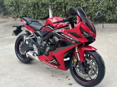 Honda CBR650R - ფოტო 1