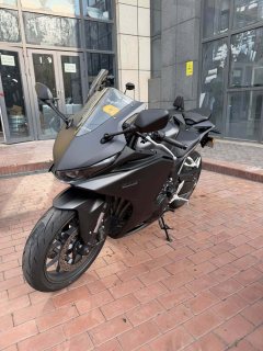 Honda CBR500R Four - photo 1