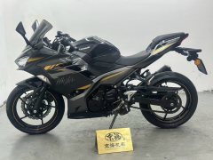 Kawasaki Ninja 400 - photo 3