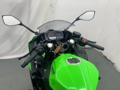 Kawasaki Ninja 400 - ფოტო 5