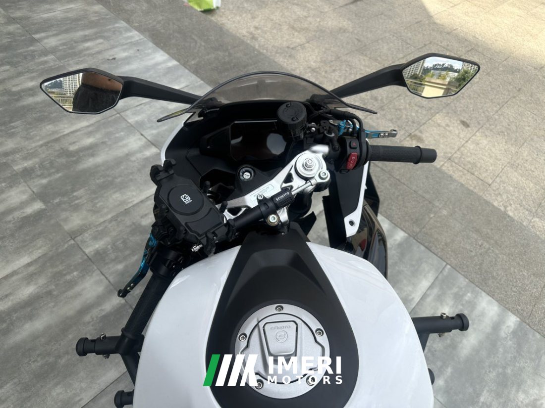 CFMOTO 675SR-R - мотоцикл из Китая