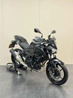 Kawasaki Z400 - ფოტო 1