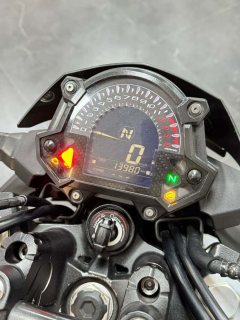 Kawasaki Z400 - ფოტო 9