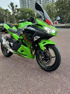 Kawasaki Ninja 400 - photo 1