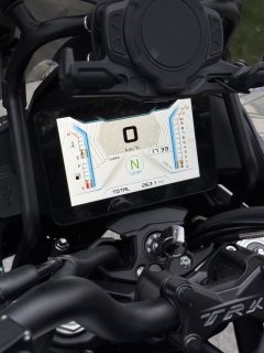Benelli TRK552 550 cc - photo 8