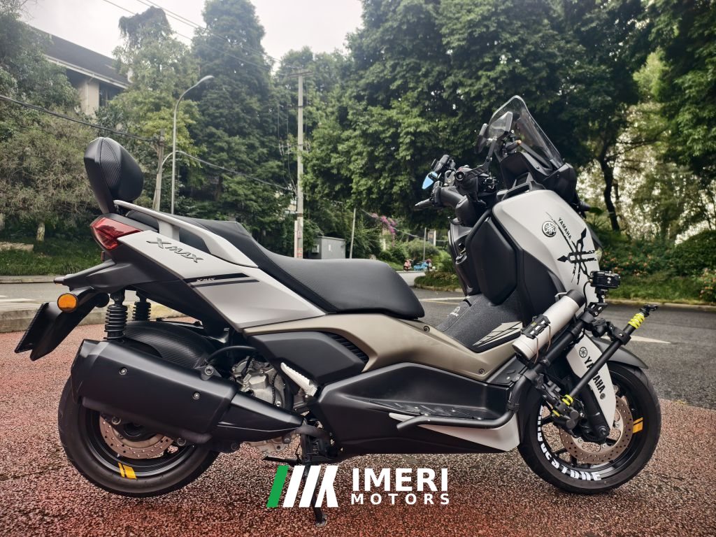 2023 Yamaha XMAX 300 cc