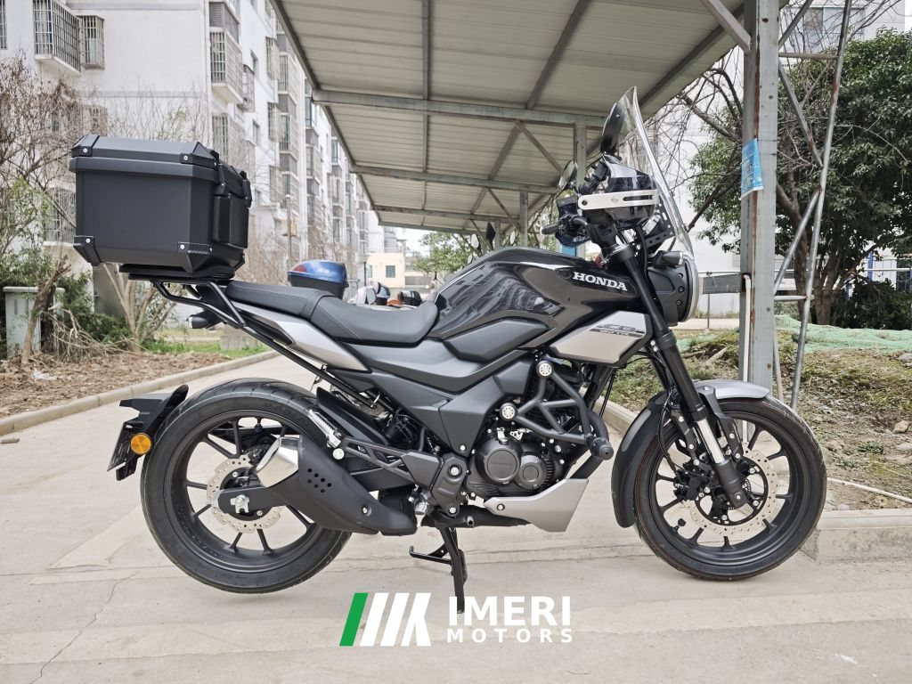 Sundiro Honda CB190TR - мотоцикл из Китая