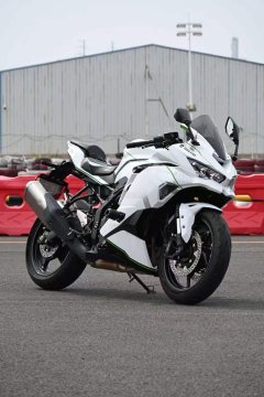 Kawasaki ZX-4R 400 cc - ფოტო 1