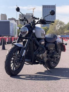 QJMOTOR Flash 300 - фото 3