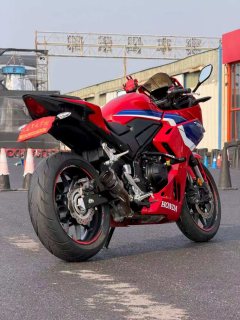 Honda CBR400R - ფოტო 4