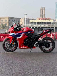 Honda CBR400R - ფოტო 6