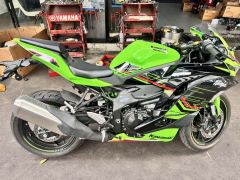 Kawasaki ZX-4R 400 cc - photo 1