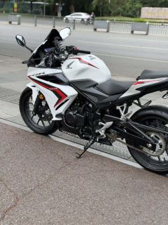 Honda CBR400R - ფოტო 7