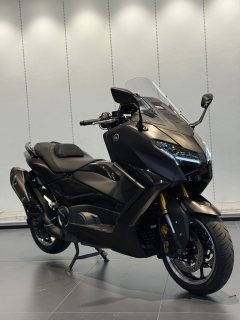 Yamaha TMAX 560 cc - photo 2