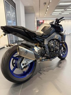 Yamaha MT-10 1000 cc - ფოტო 3