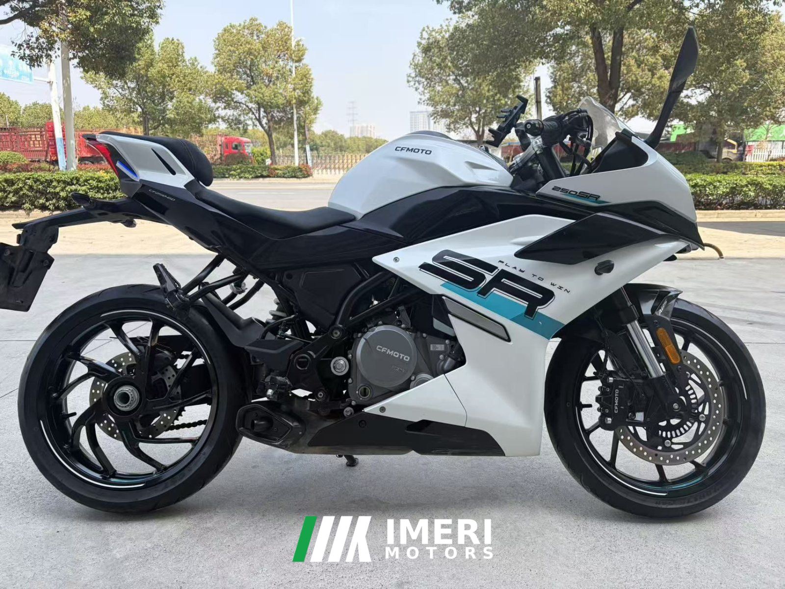 2024 CFMOTO 250SR
