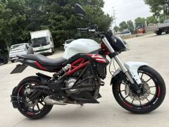 Benelli TNT 300 / BN 302S - ფოტო 1