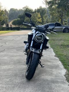 Honda CB400F - photo 2
