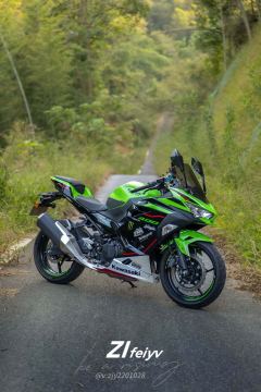 Kawasaki Ninja 400 - фото 1