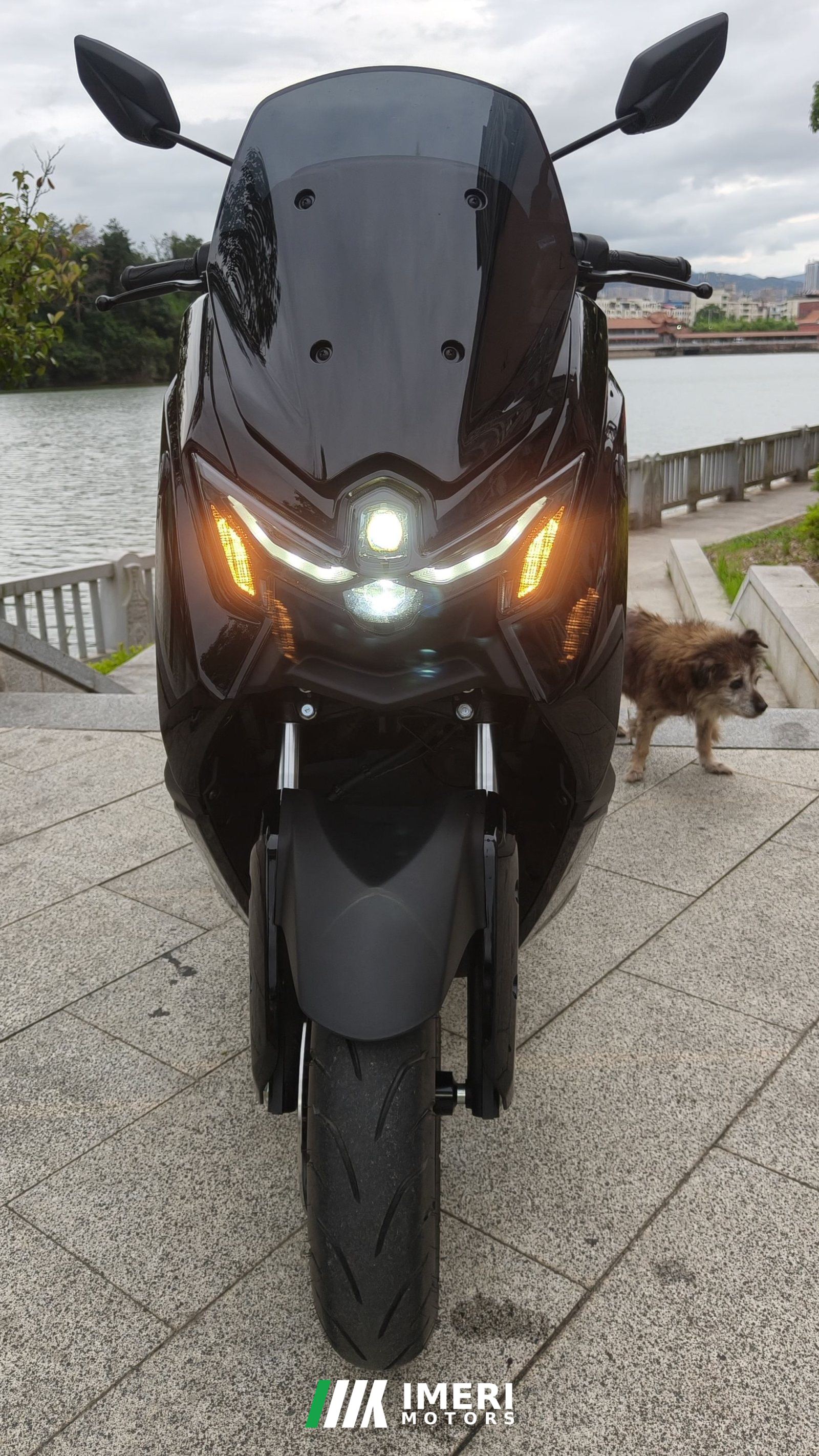 2025 Yamaha NMAX 155 cc