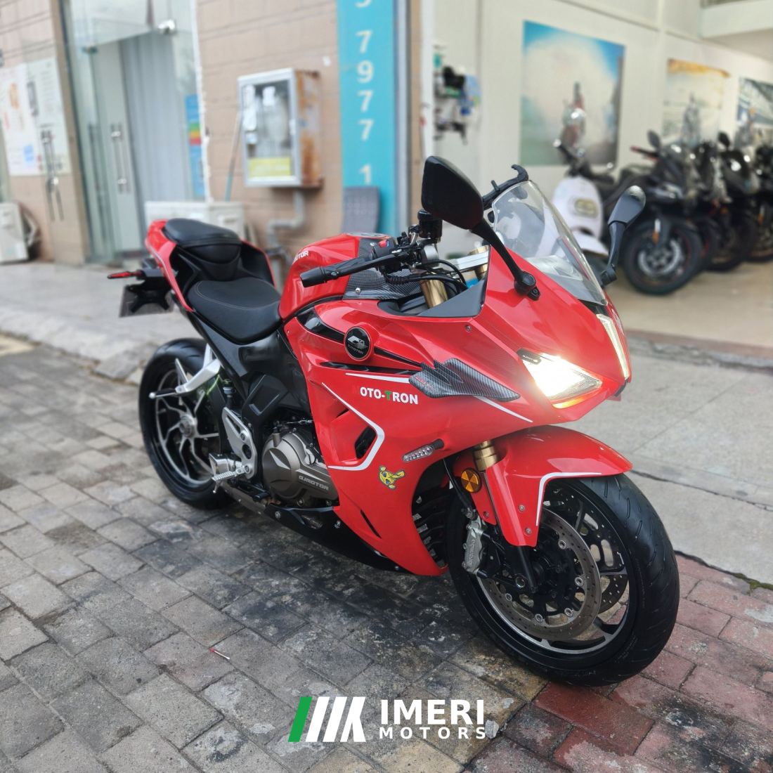 QJMOTOR Sai 550 - motorcycle from China