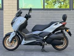 Yamaha XMAX 300 cc - photo 2