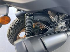 Yamaha XMAX 300 cc - photo 7
