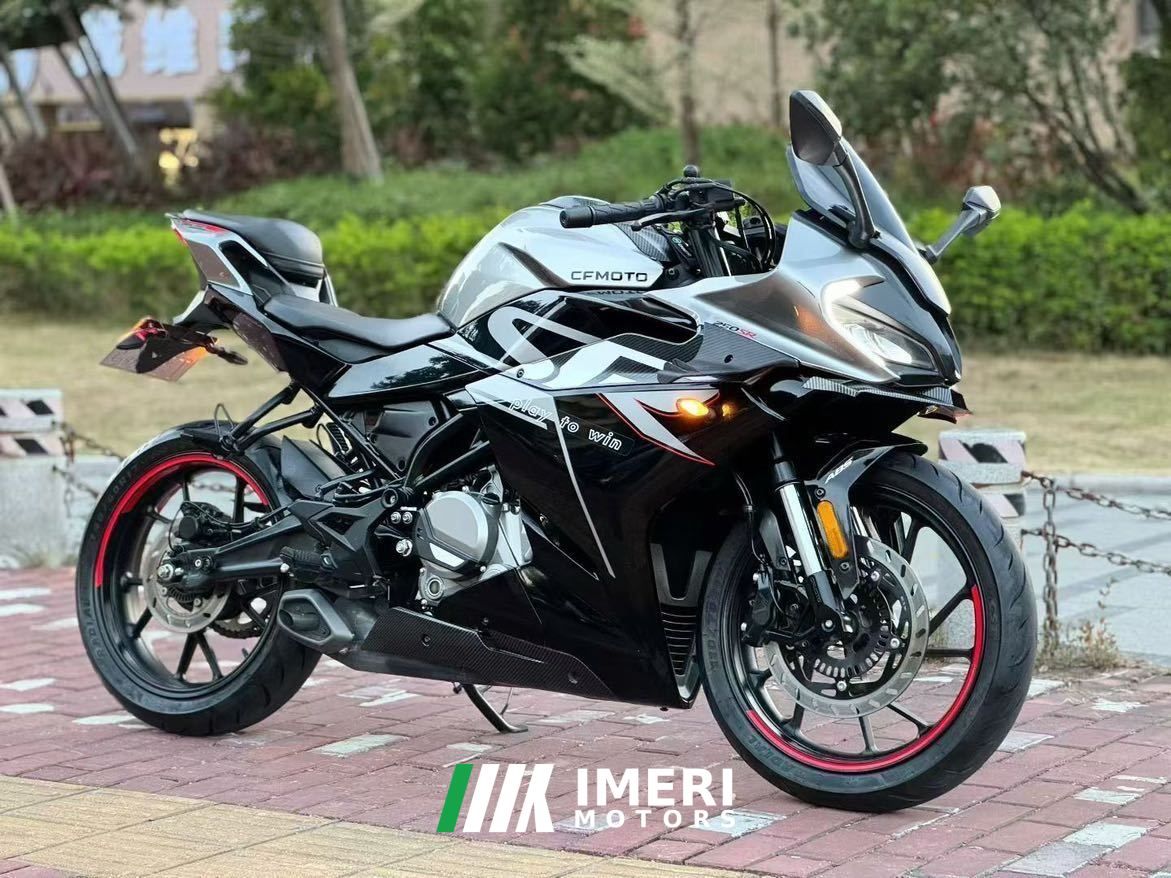 2023 CFMOTO 250SR