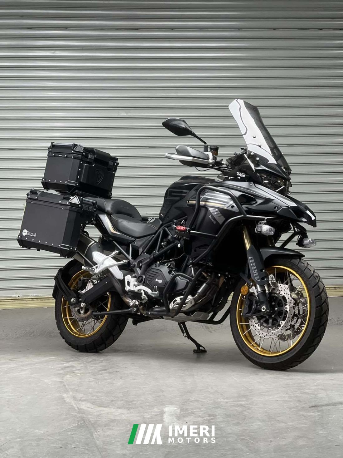 Benelli TRK552 550 cc - motorcycle from China