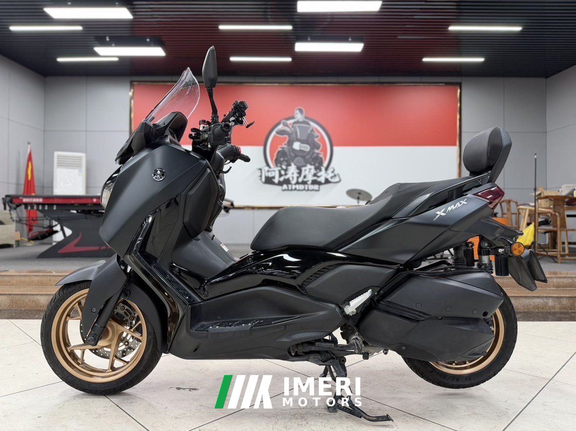 2023 Yamaha XMAX 300 cc