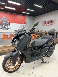 Yamaha XMAX 300 cc - photo 2