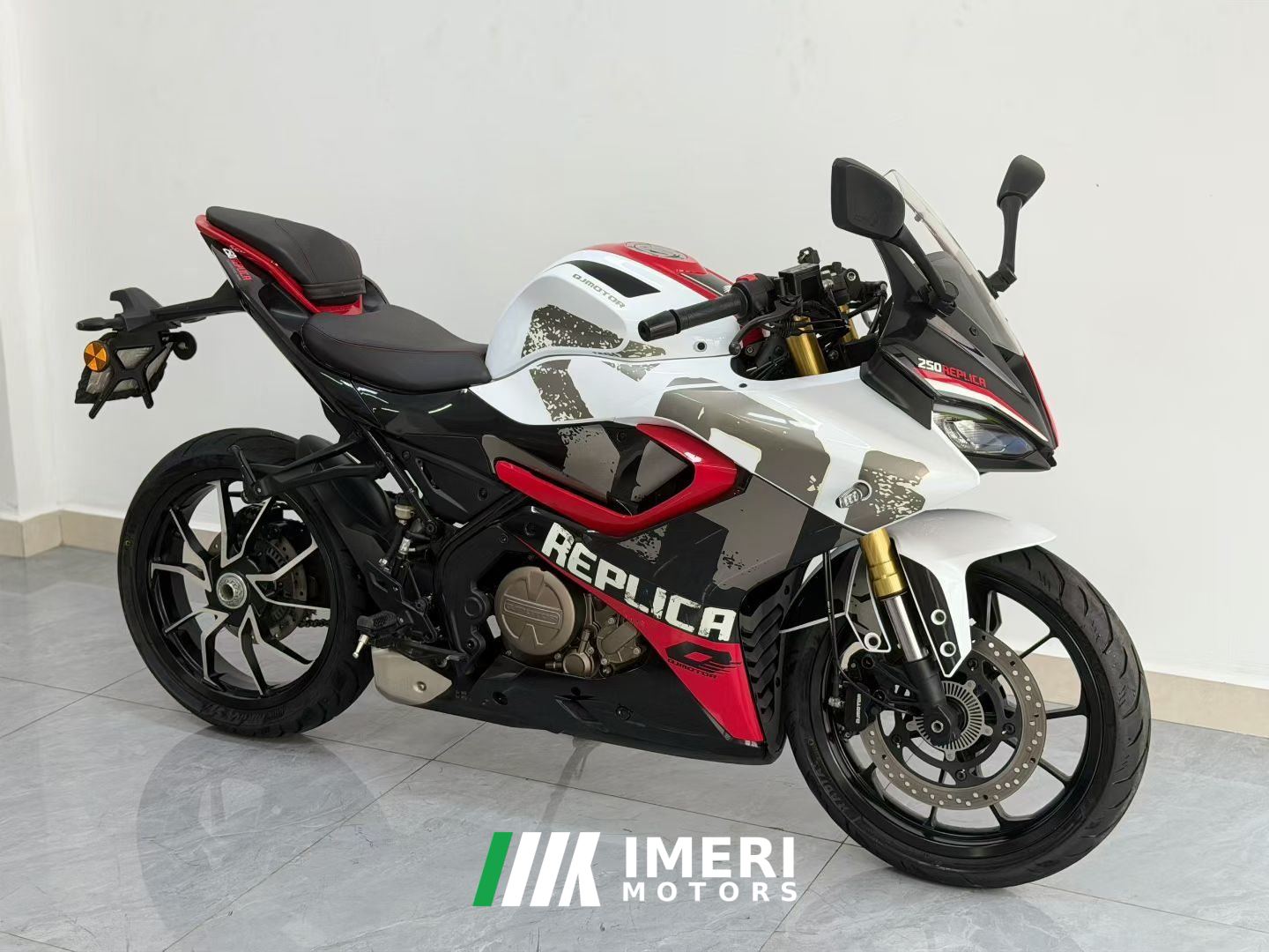 2023 QJMOTOR SRK 250