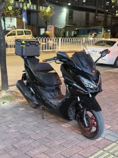 KYMCO Xciting ST250 - photo 4