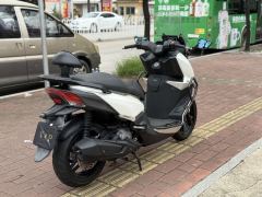 SYM Joymax F 300 - фото 6