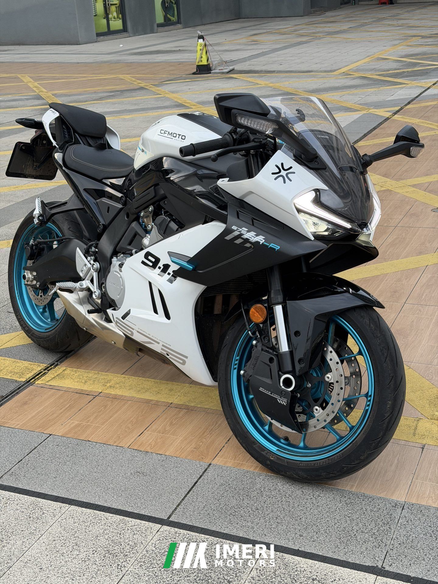 2024 CFMOTO 675SR-R