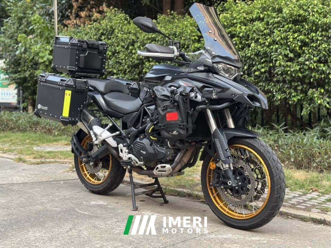 Benelli TRK552 550 cc - мотоцикл из Китая