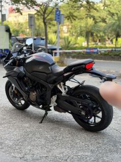 Honda CBR650R - фото 8