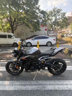 Triumph Street Triple 765 - ფოტო 6