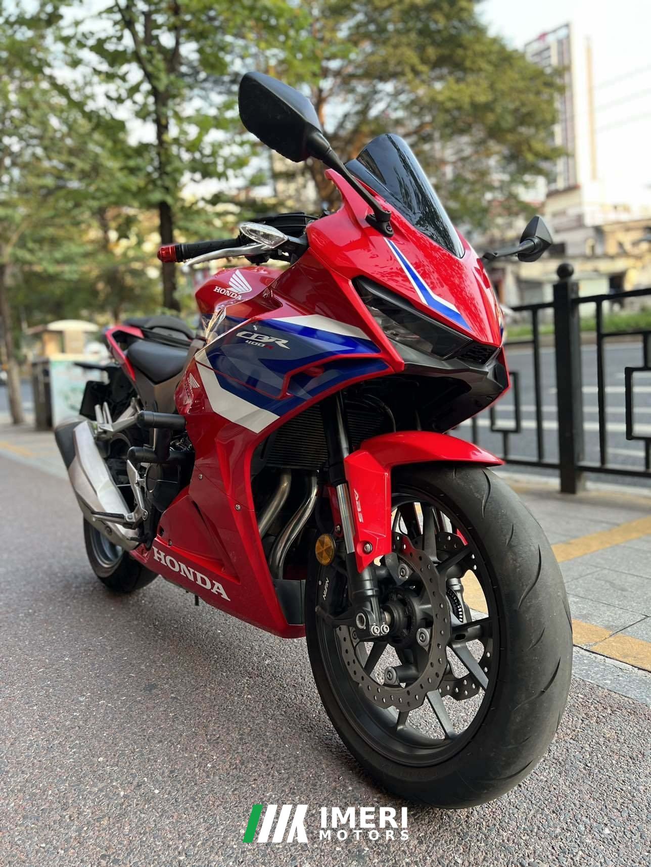2025 Honda CBR400R