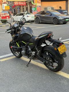 Kawasaki Z650 - ფოტო 7