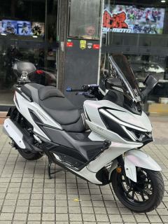 SYM Cruisym 400 - ფოტო 1