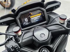Yamaha XMAX 300 cc - photo 4