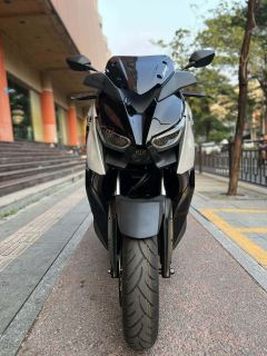Yamaha XMAX 300 cc - photo 2