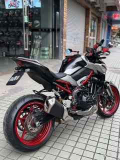 Kawasaki Z900 950 cc - ფოტო 4