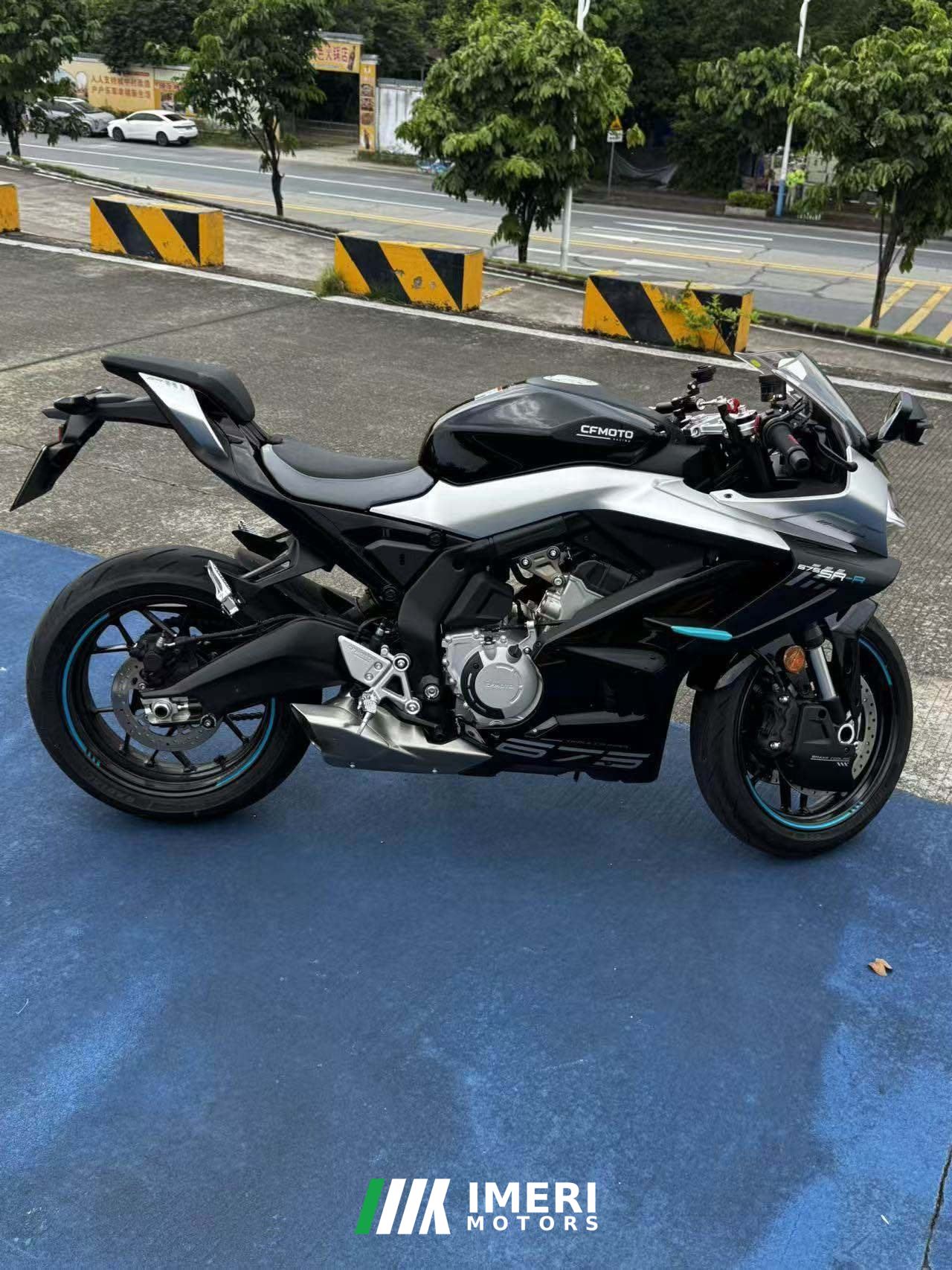 2026 CFMOTO 675SR-R