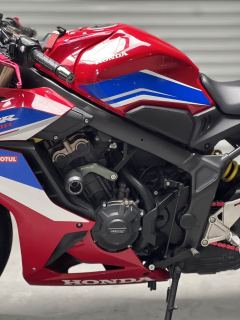 Honda CBR650R - фото 8