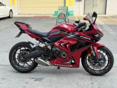 Honda CBR650R - photo 2