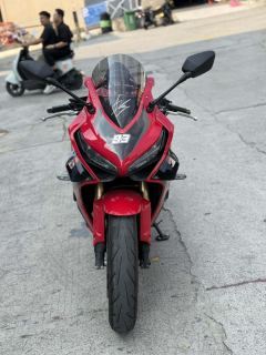 Honda CBR650R - photo 3